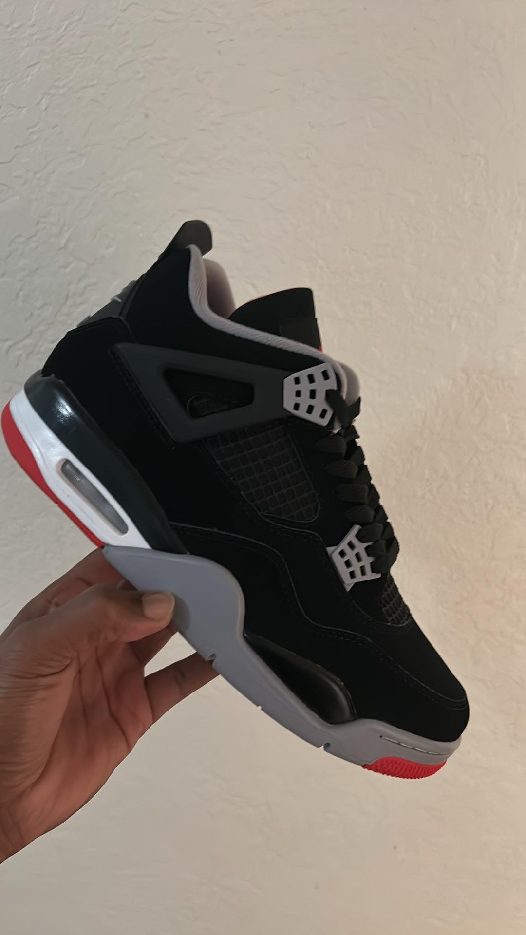 Retro "Bred” 4s